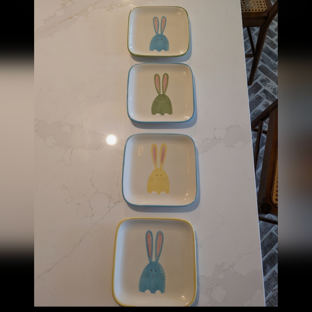 TAG Bunny Appetizer Plates
